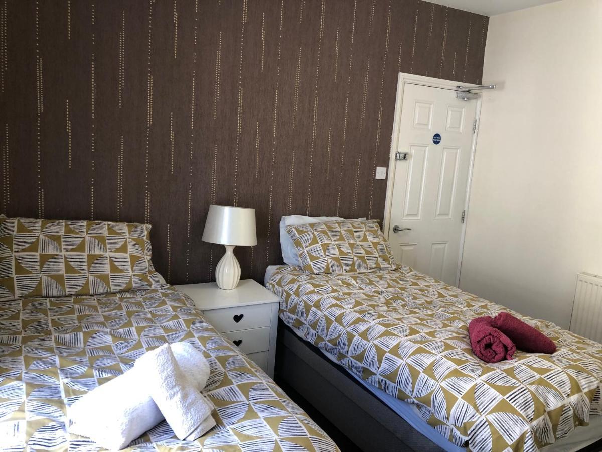Comfortable Home Away From Home, Town Centre, Free Parking,Multiple Rooms Cheltenham Ngoại thất bức ảnh